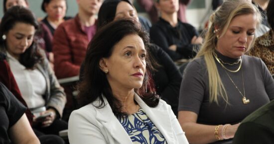 1ª Jornada do PDE 2025 discute o fortalecimento da formação docente no Paraná